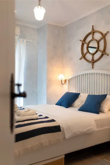 Holiday House with Private Pool in Malinska