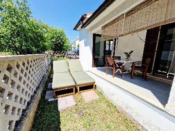 One-Bedroom Apartment in Poreč for 2 Guests