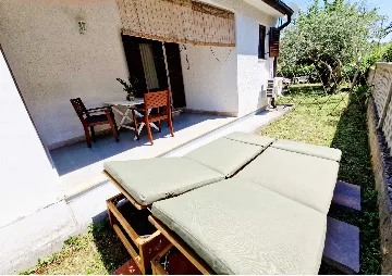 One-Bedroom Apartment in Poreč for 2 Guests