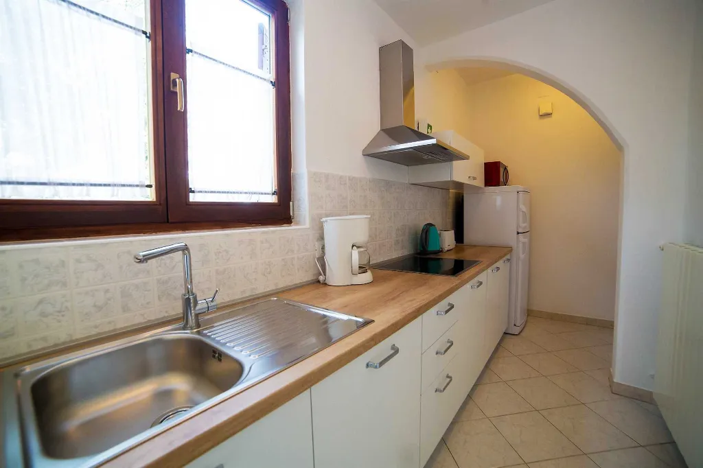 One-Bedroom Apartment in Poreč for 2 Guests