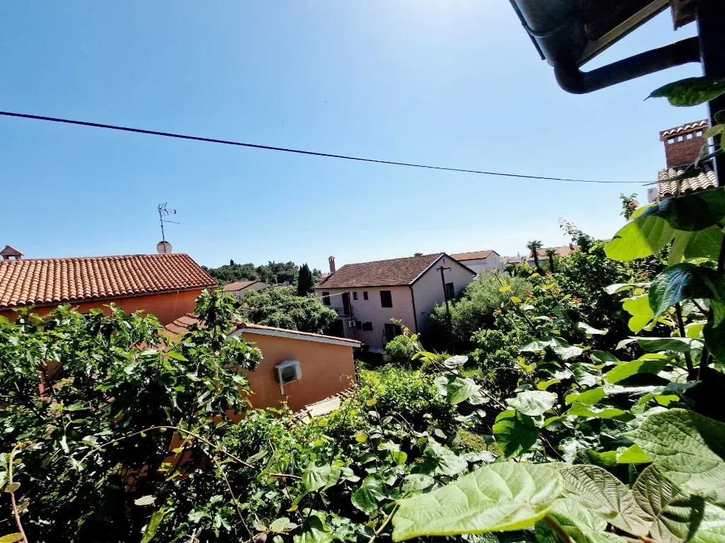 Poreč 1-Bedroom Apartment with Two Balconies