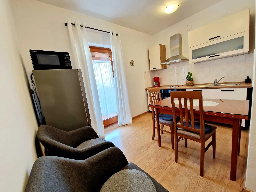 One-Bedroom Apartment with Private Balcony in Poreč