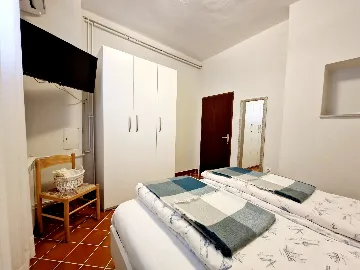 1-Bedroom Apartment with Private Terrace in Poreč
