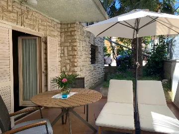1-Bedroom Apartment with Private Terrace in Poreč