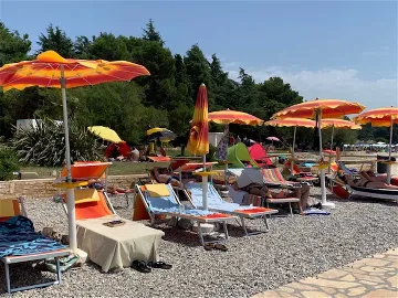 Two-Bedroom Apartment with Private Balconies in Poreč