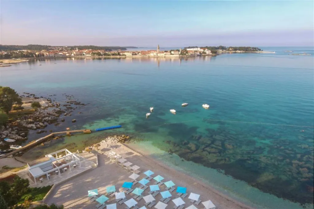 Two-Bedroom Apartment with Private Balconies in Poreč