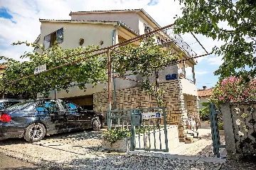 Two-Bedroom Apartment with Private Balconies in Poreč