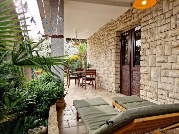 Apartment in Poreč for 2 Guests with Terrace