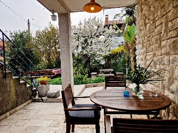 Apartment in Poreč for 2 Guests with Terrace
