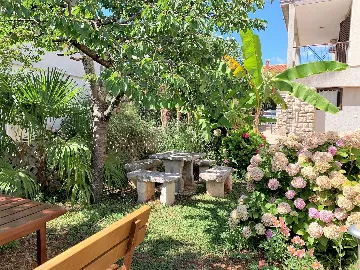 Apartment in Poreč for 2 Guests with Terrace