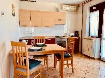 Poreč 1-Bedroom Apartment with Private Balcony