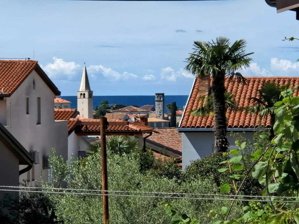 Poreč 1-Bedroom Apartment with Private Balcony
