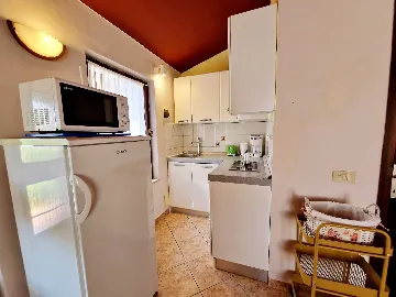 Studio Apartment for Two in Poreč with Terrace