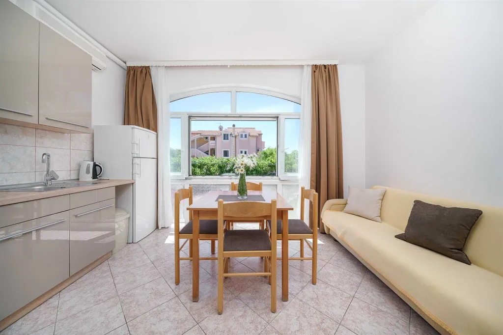 Studio Apartment Blata 19 Near the Beach