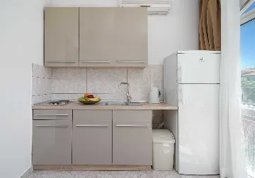 Studio Apartment Blata 19 Near the Beach