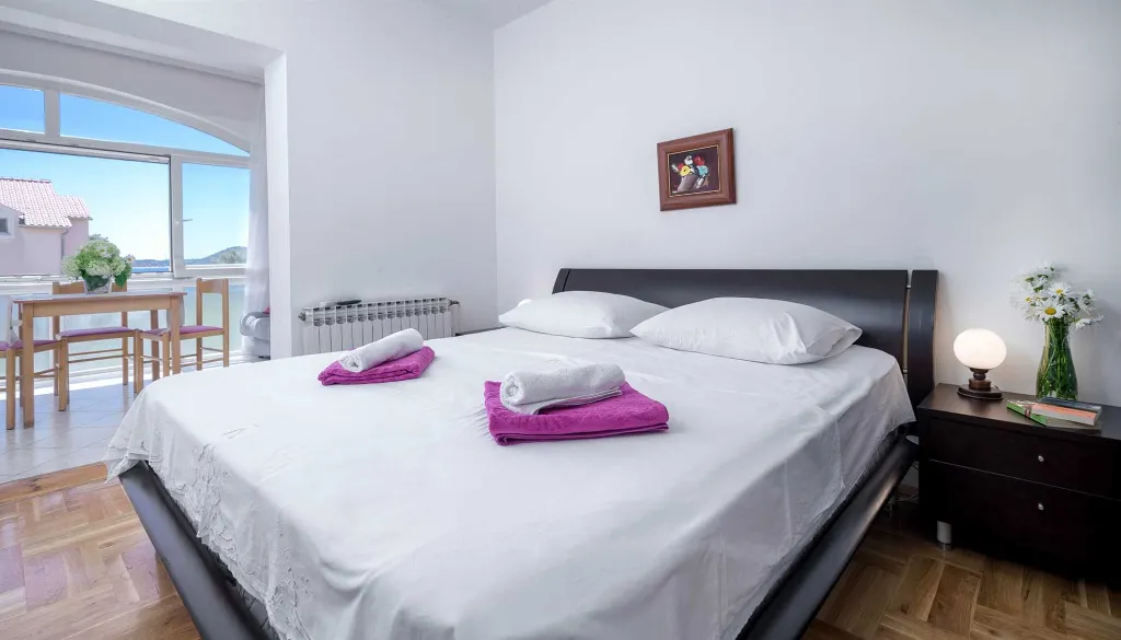 Studio Apartment with Beach View in Croatia