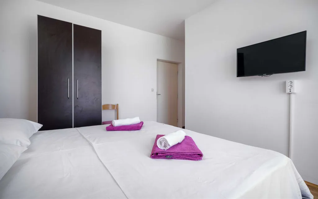 Studio Apartment with Beach View in Croatia
