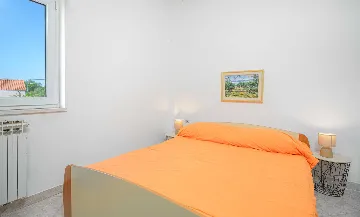 1-Bedroom Apartment for Up to 4 Near the Beach