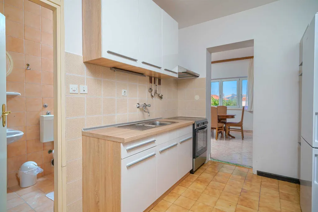 1-Bedroom Apartment for Up to 4 Near the Beach