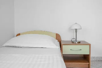 1-Bedroom Apartment for Up to 4 Near the Beach