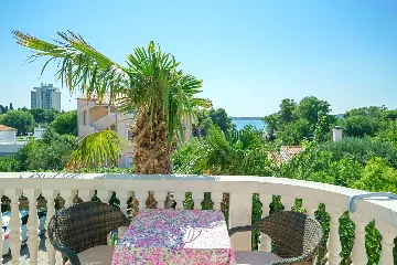 1-Bedroom Apartment for Up to 4 Near the Beach