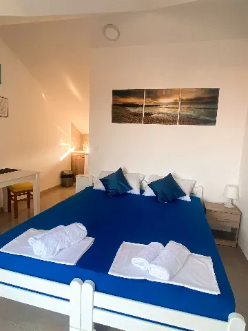 Studio Apartment in Novalja for 2 Guests