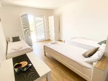 Studio Apartment in Novalja for up to 3 Guests