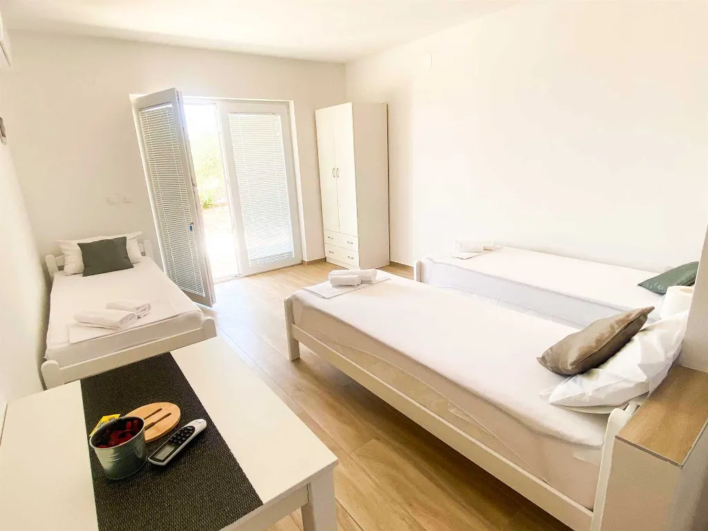 Studio Apartment in Novalja for up to 3 Guests