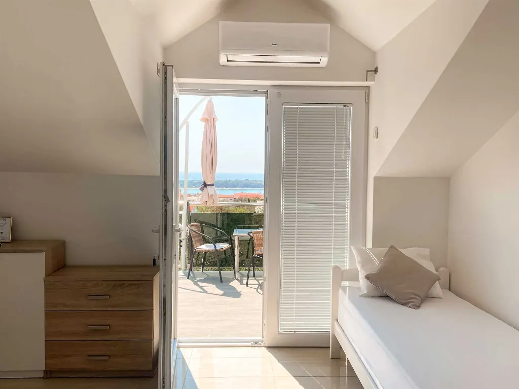 Novalja Studio Apartment near Babe Beach for 2 Guests