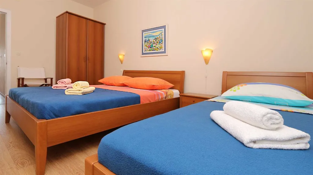 Drvenik Sea-View Apartment for Up to 5 Guests
