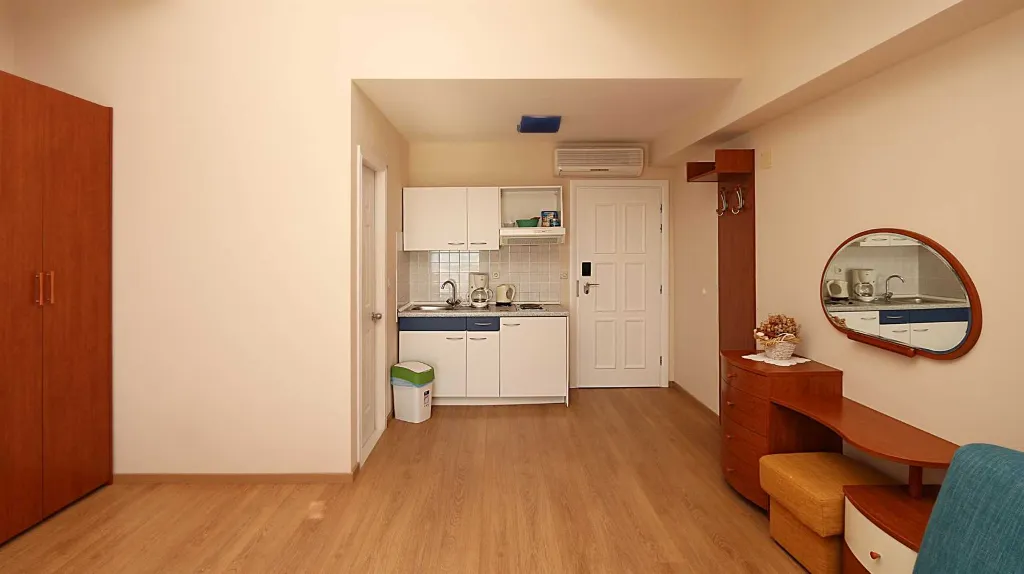 Drvenik Studio Apartment for Up to 4