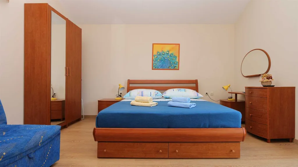 Drvenik Studio Apartment for 3 Guests with Balcony