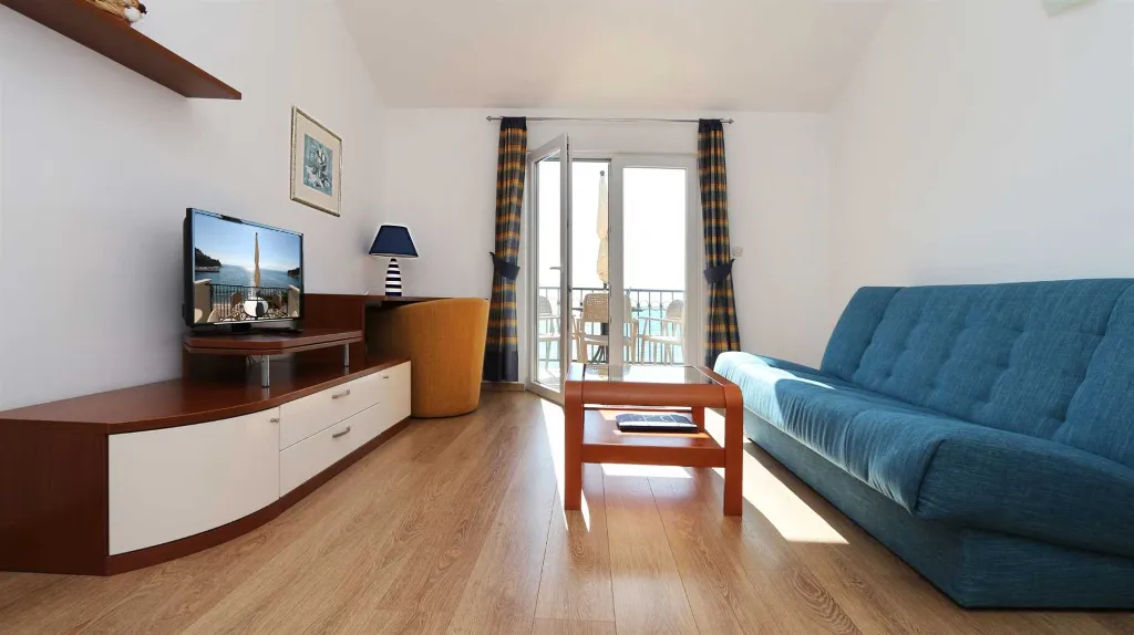 1-Bedroom Apartment in Drvenik with Sea View Balcony
