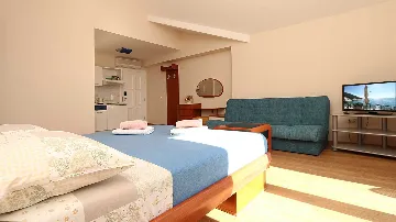 Studio Apartment in Drvenik for up to 4 Guests