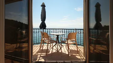 Studio Apartment in Drvenik for up to 4 Guests