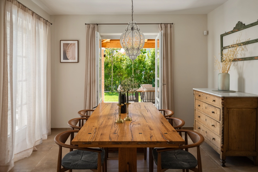 3-Bedroom Villa with Private Pool in Vabriga