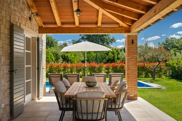 3-Bedroom Villa with Private Pool in Vabriga