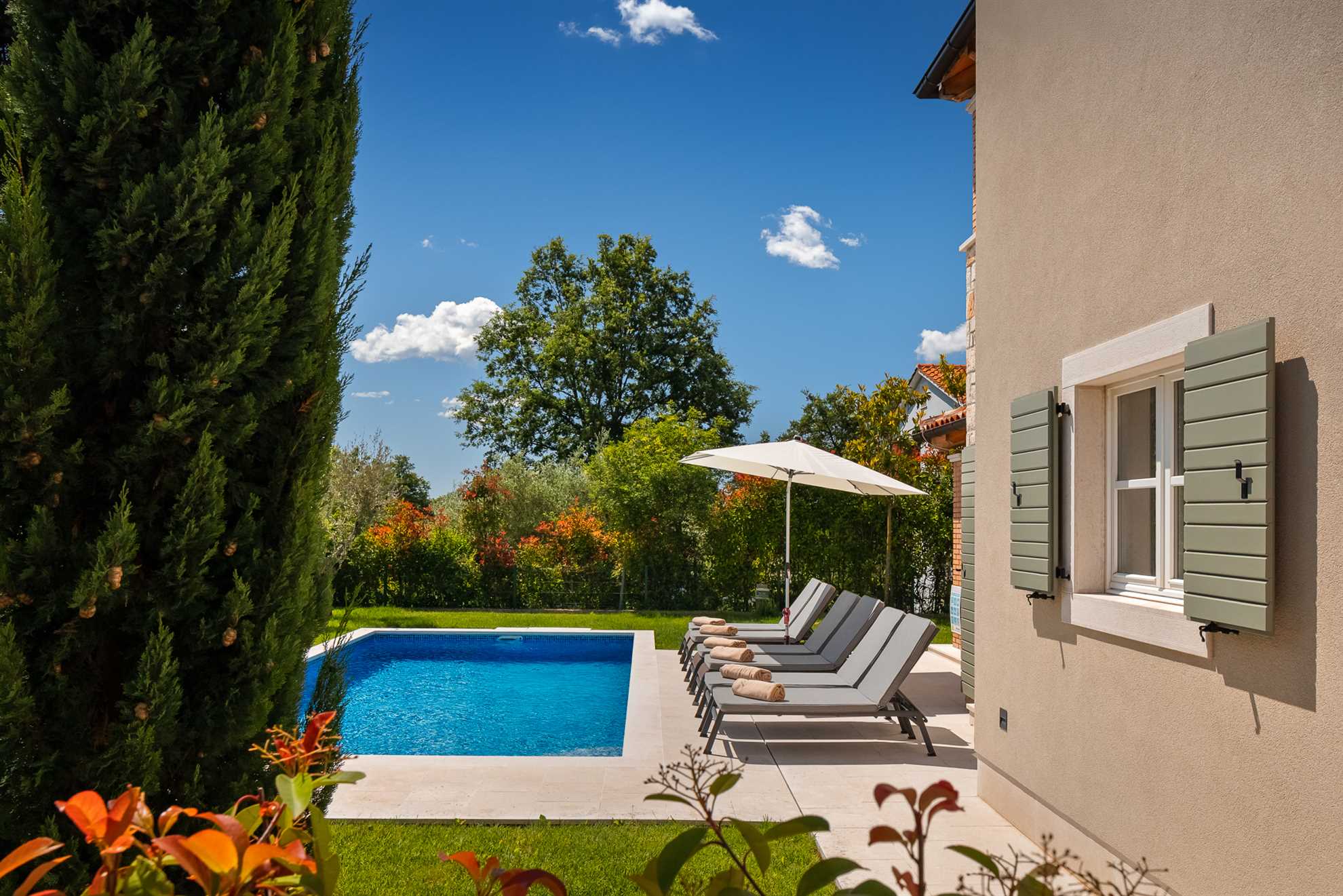 Villa Petra - Landestypischer Stil mit Pool