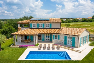 Design Villa with Panoramic Sea View in Višnjan