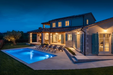 Design Villa with Panoramic Sea View in Višnjan