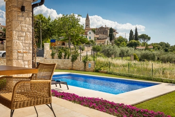 Design Villa with Panoramic Sea View in Višnjan