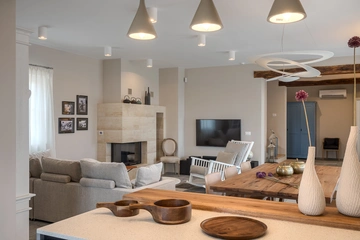 Design Villa with Panoramic Sea View in Višnjan