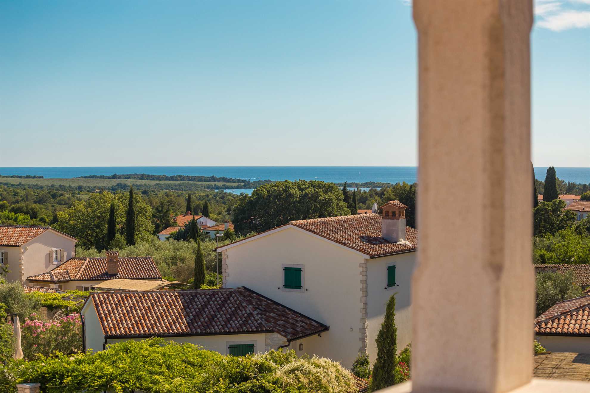 Villa Vanessa – Architektonische Designvilla mit Meerblick