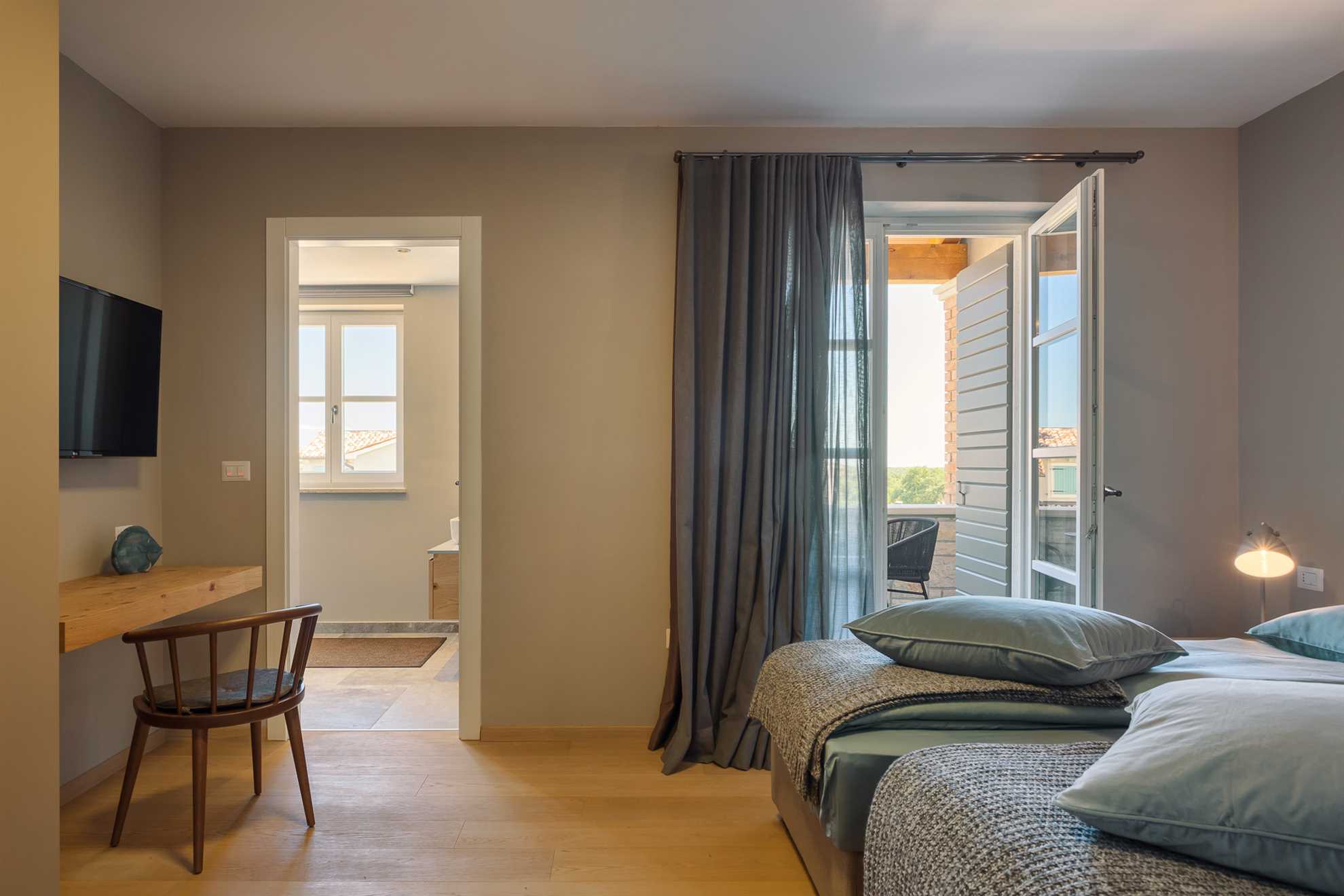 Villa Vanessa – Architektonische Designvilla mit Meerblick