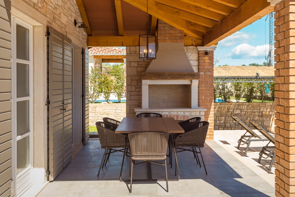 Design Villa with Private Pool in Vabriga