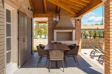 Design Villa with Private Pool in Vabriga