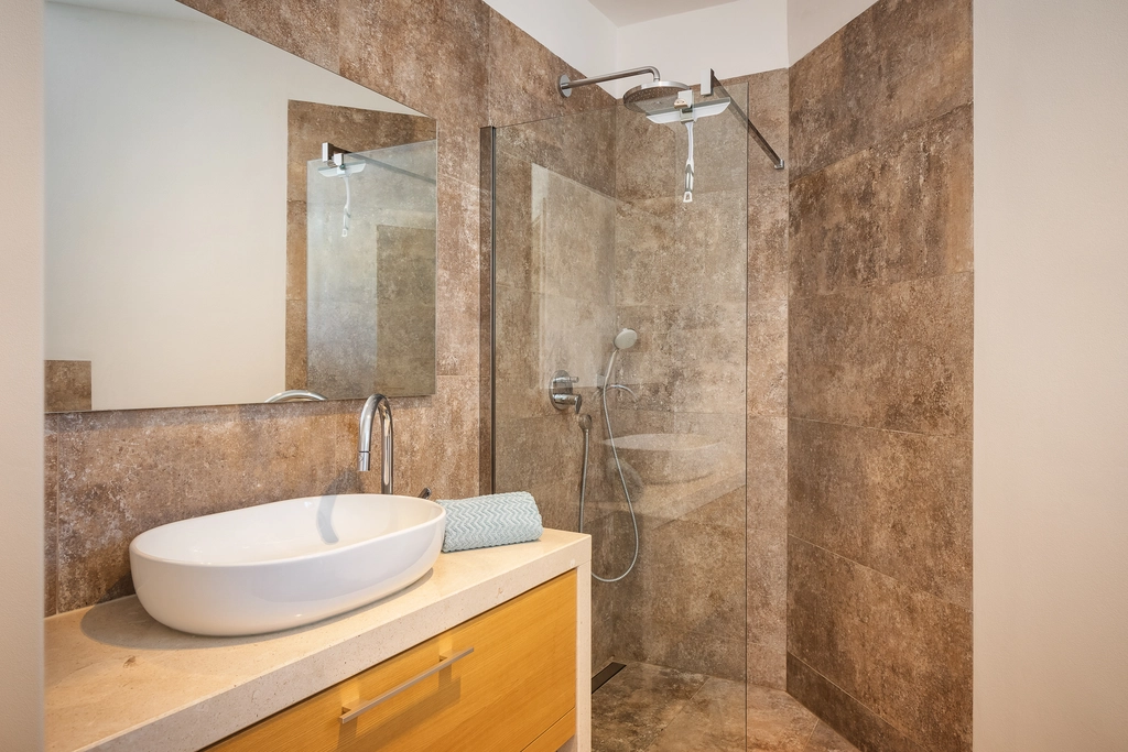 Tar Villa for Up to 10 Guests with Heated Pool
