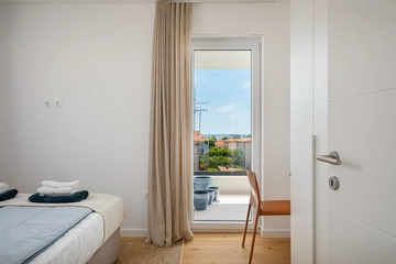 Designer Apartment in Novigrad for up to 6 Guests