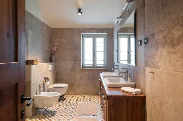 4-Bedroom Villa with Sea Views in Vabriga