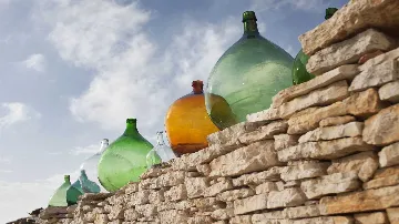 Villa for 10 with Pool in Tinjan